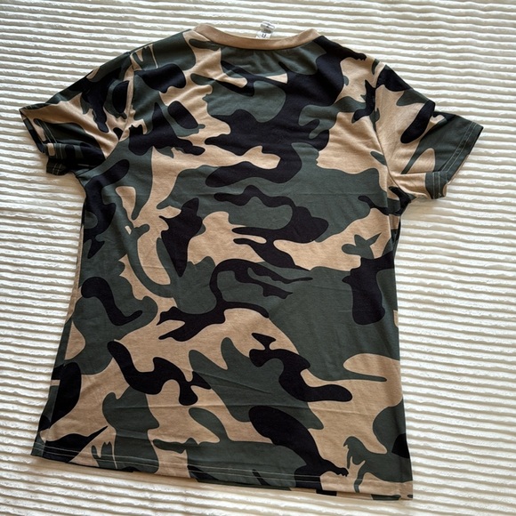B Brand Khaki Black Green Camo Fatigue Short Sleeve Crewneck T-Shirt Medium - Picture 7 of 8